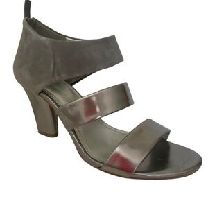 BCBGeneration Silver Metallic Leather Suede Cut Out High Heels Sandals 1…